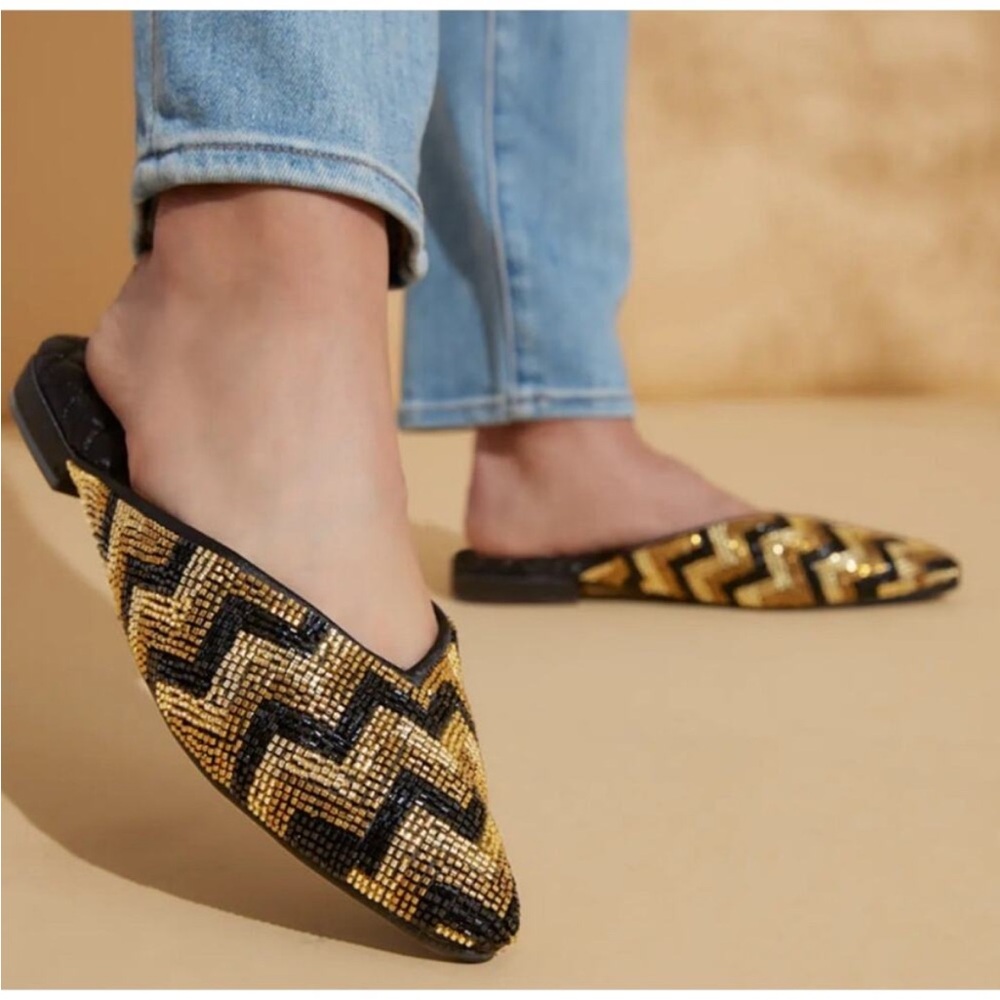 Birdies The Swan in Deco Beaded Chevron Comfort Slide 7.5